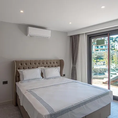Gorgeous 2 Bedroom Flat With An Amazing View Of Yahsi Apartment