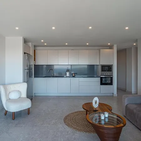 Gorgeous 2 Bedroom Flat With An Amazing View Of Yahsi Apartment *