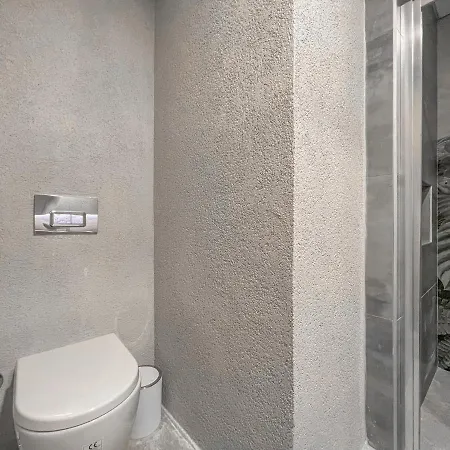 Apartment Gorgeous 2 Bedroom Flat With An Amazing View Of Yahsi *